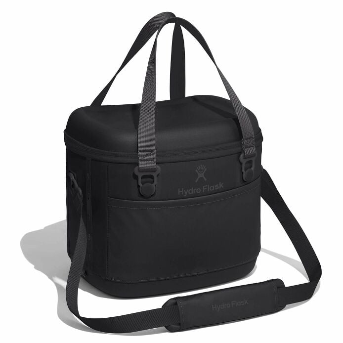 game-day-bundle-t2 12pco001-carryout-cooler-15l-black-angled_1_1.jpg