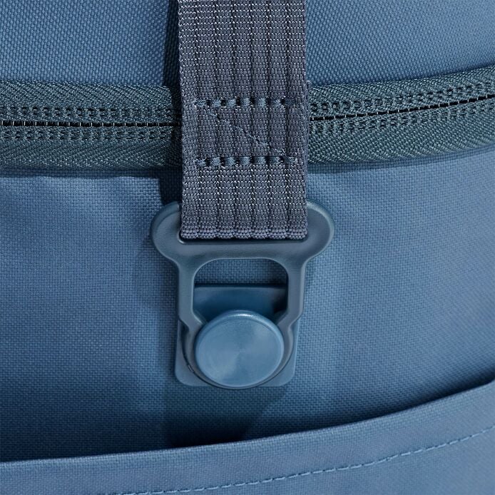 carryouttm-soft-cooler-30-l-a7 250815_hydro_cooler_details_14854_2_5.jpg