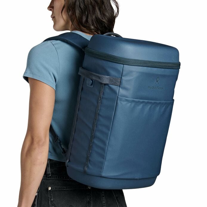 carryouttm-backpack-22-l-k4 250815_hydro_s26_hb_14605_7.jpg