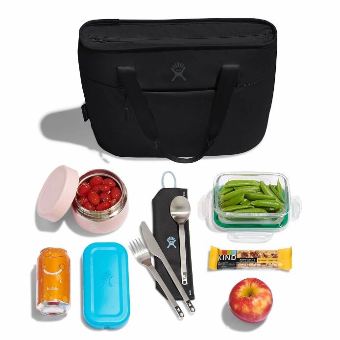 8-l-insulated-lunch-tote-v1 8l-tote-black-packing.jpg