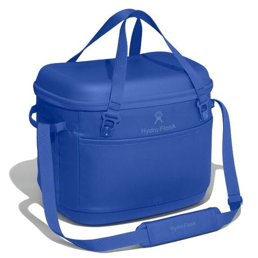 carryouttm-soft-cooler-30-l-a7 cpco382_carryout_cooler_30l_capri_blue_angled_1.jpg