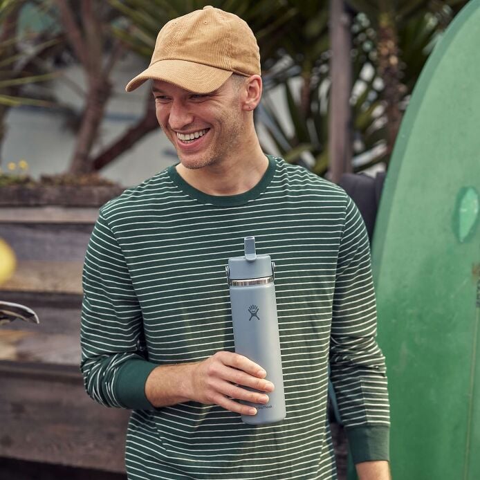 24-oz-wide-mouth-with-flex-straw-cap-j6 hf_s26_mcinnis_0232_13.jpg