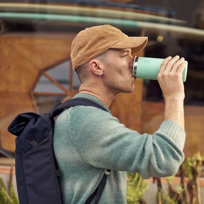 20-oz-coffee-cup-k0 hf_s26_mcinnis_0666_1_4.jpg