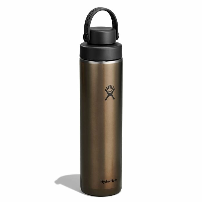 24-oz-lightweight-chug-cap-bottle-j2 lw24lwfcc080-24-oz-lightweight-chug-cap-bottle-wide-mouth-obsidian-angled.jpg