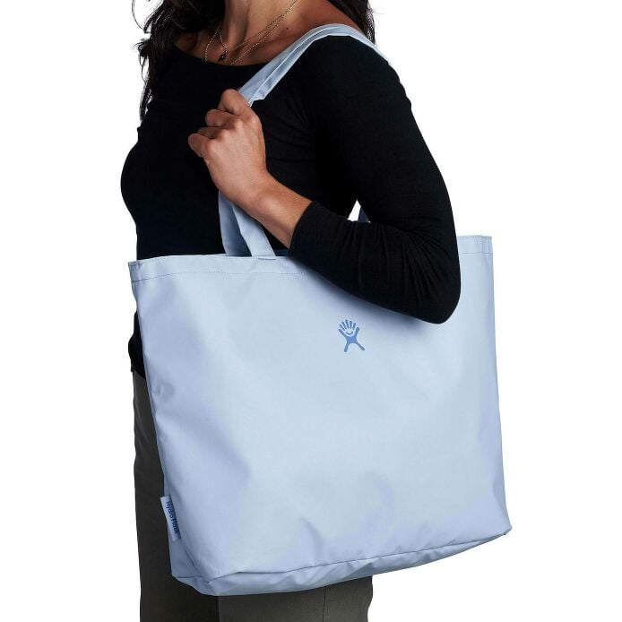 20-l-tag-along-tote-o9 rt20484_20ltagalongtote_surf_hb_1_1.jpg