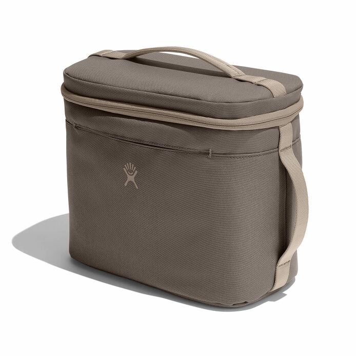 8-l-insulated-lunch-bag-l9 sl8217_8linsulatedlunchbag_sandpiper_angled.jpg